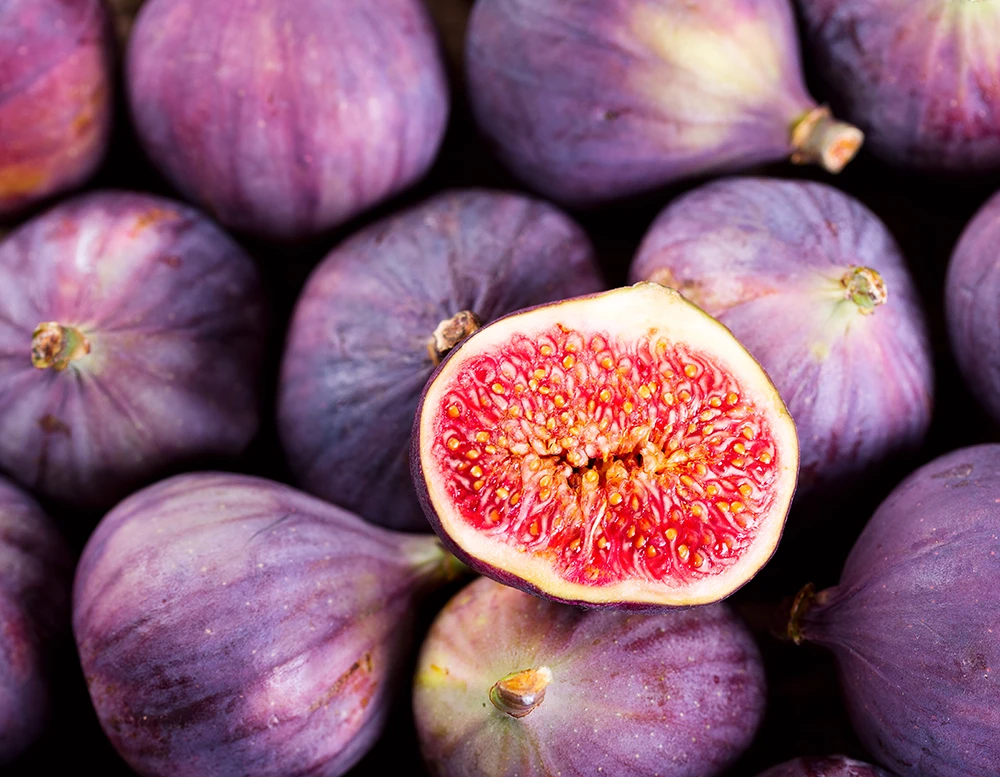 Ripe figs that are in season in Napa supermarkets during the Fall season 